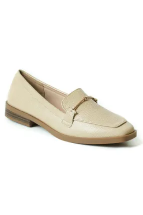 01-4537 Flat Loafer: Comfortable and Stylish Footwear