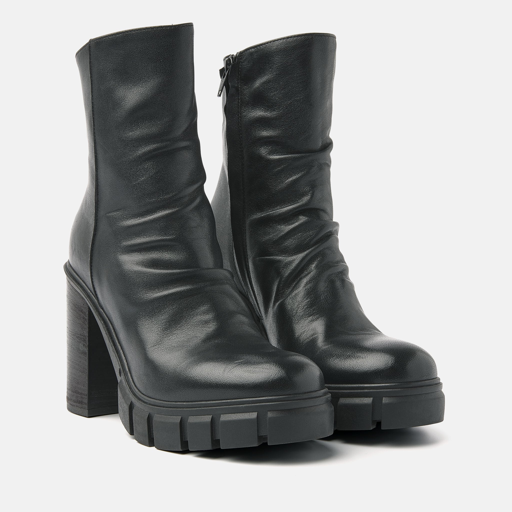 Black Dames Boots