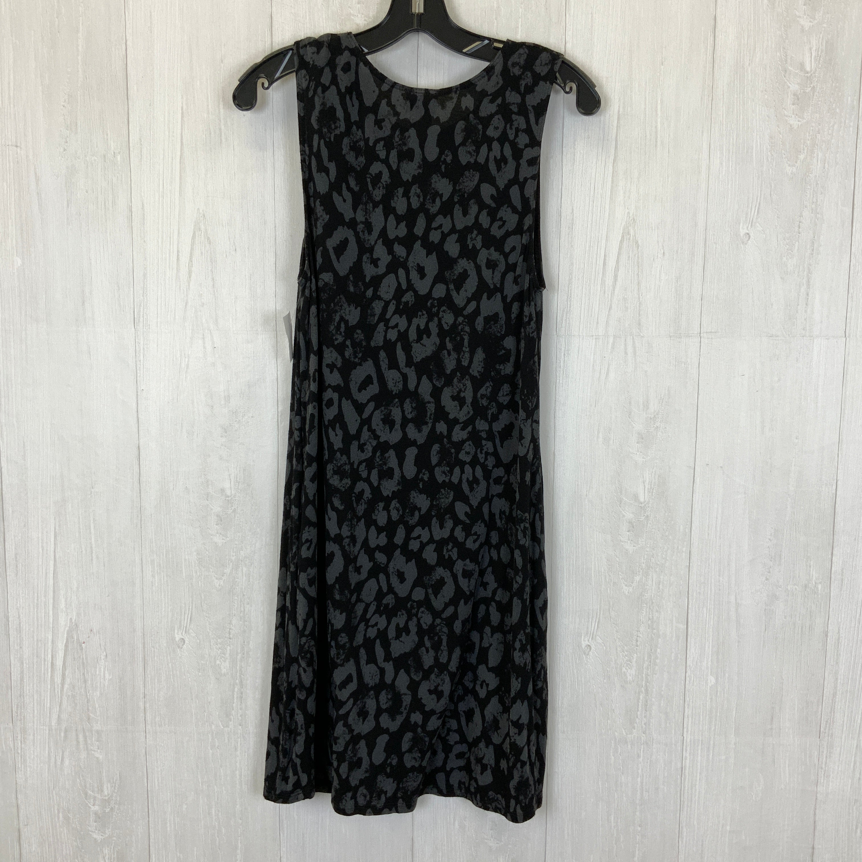 Casual Short Dress - Daytrip - Size M.