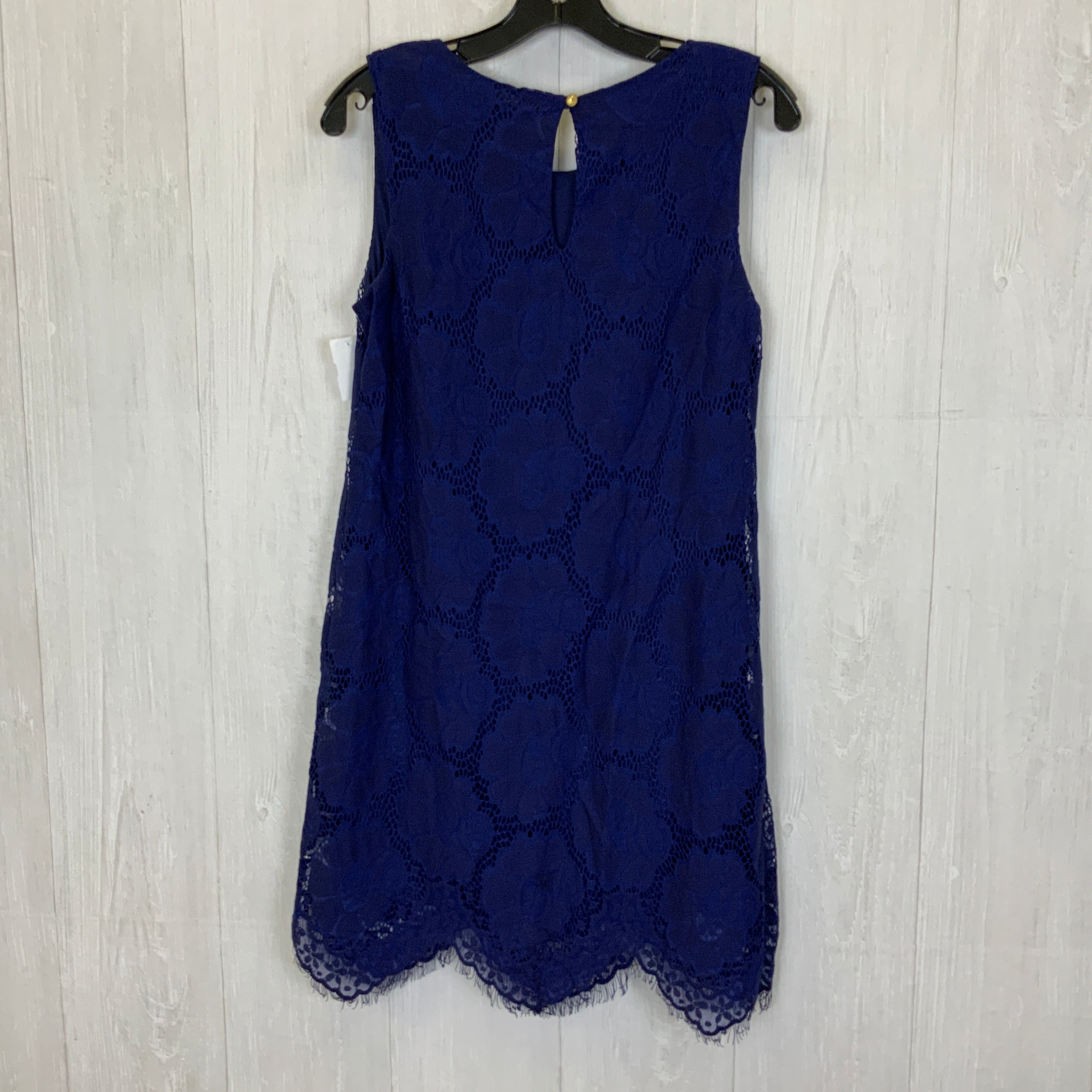 Casual Short Dress with Buttons - Size M