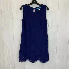 Casual Short Dress with Buttons - Size M