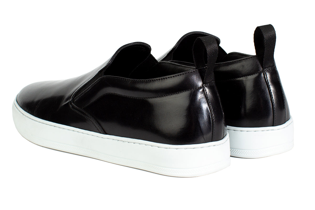 Ellis Slip-On Sneaker - Nero | Shop Now