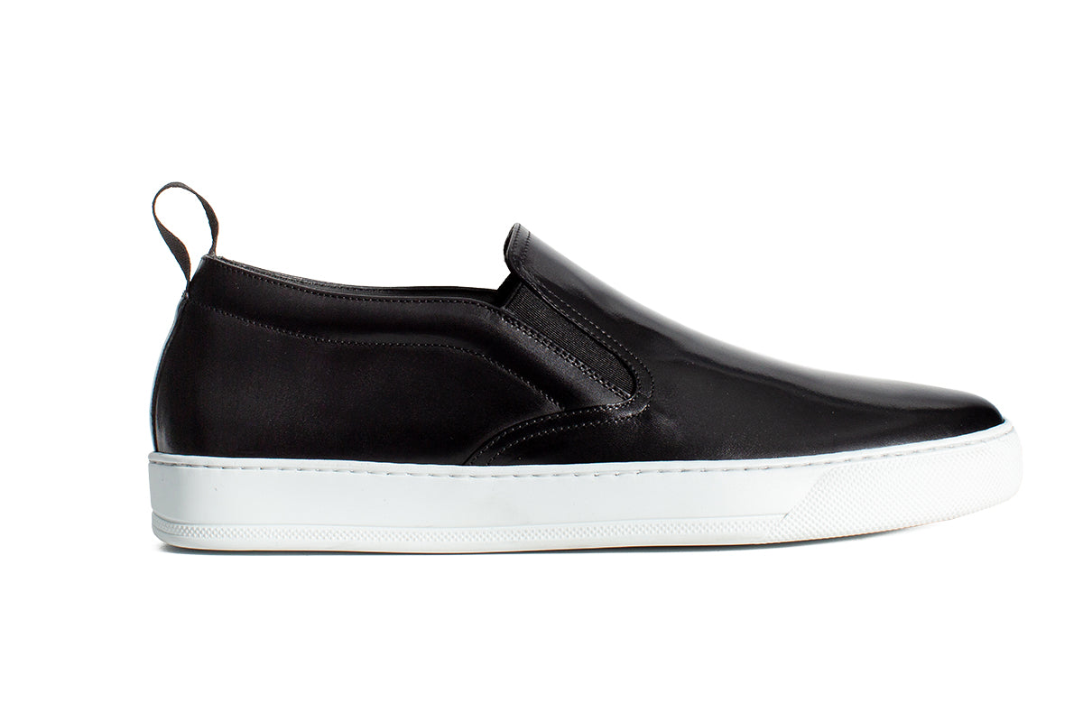 Ellis Slip-On Sneaker - Nero | Shop Now