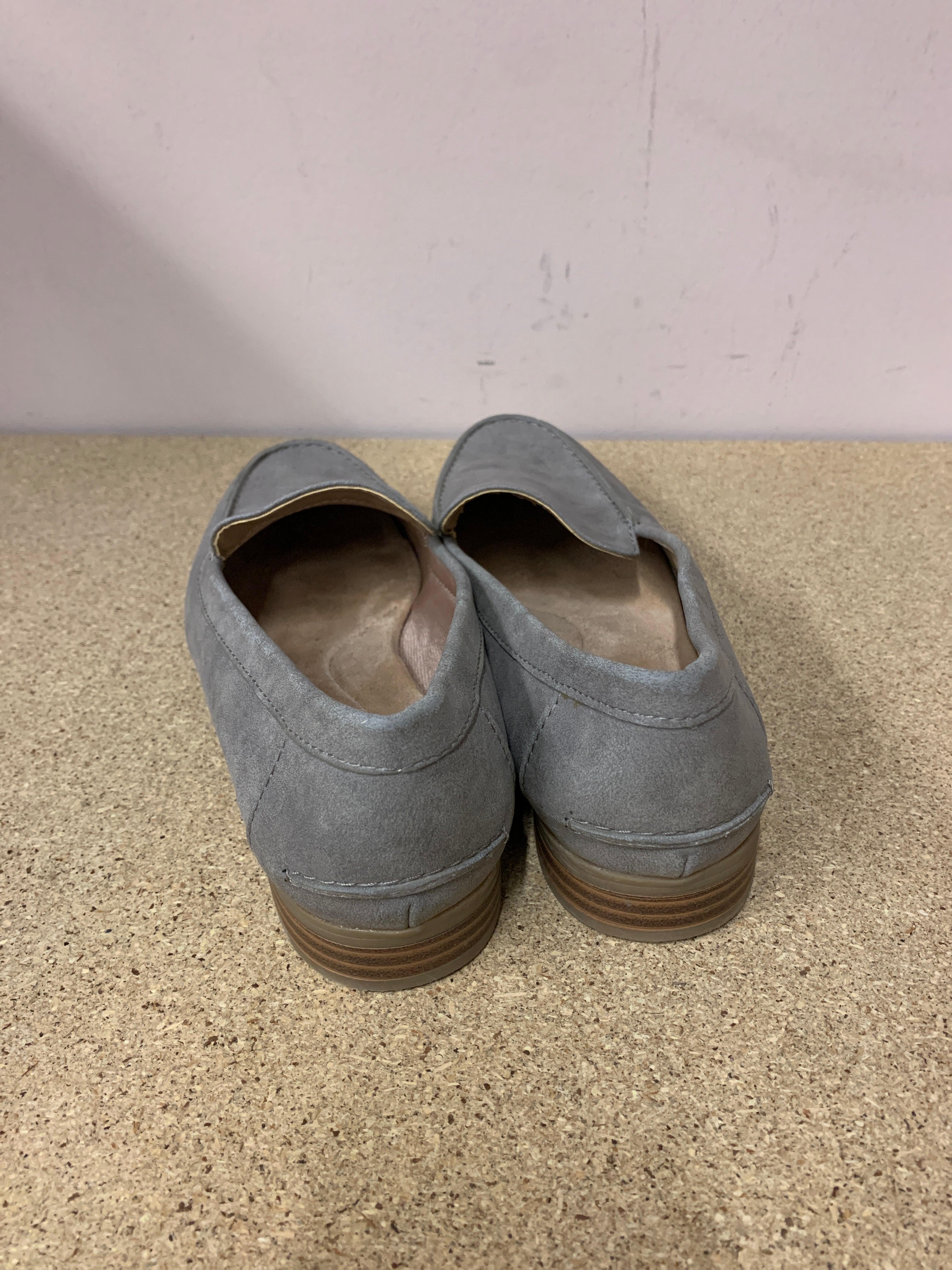 Life Stride Ballet Flats - Size 8 Shoes.