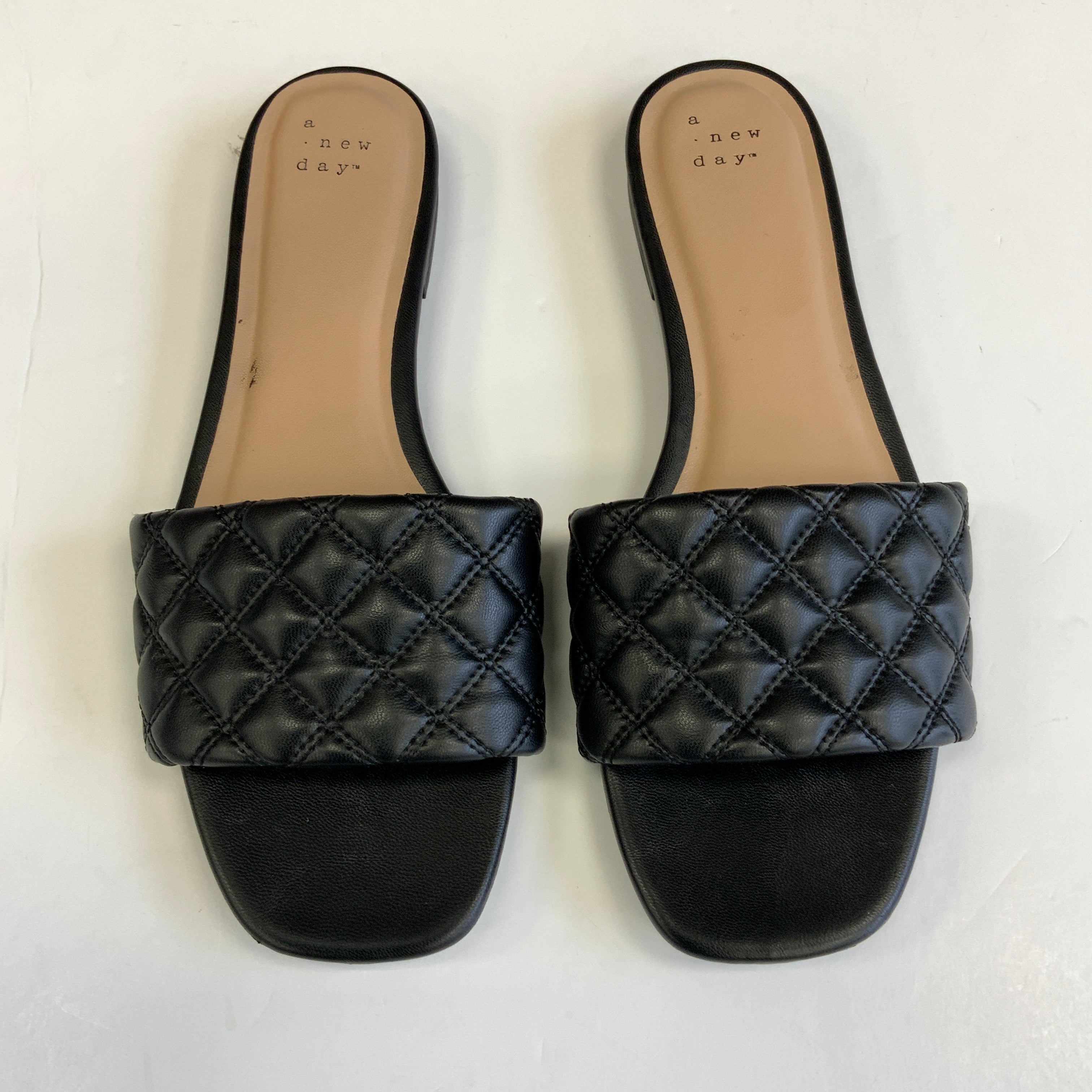 Sandals - Flats - New Day - Size 9