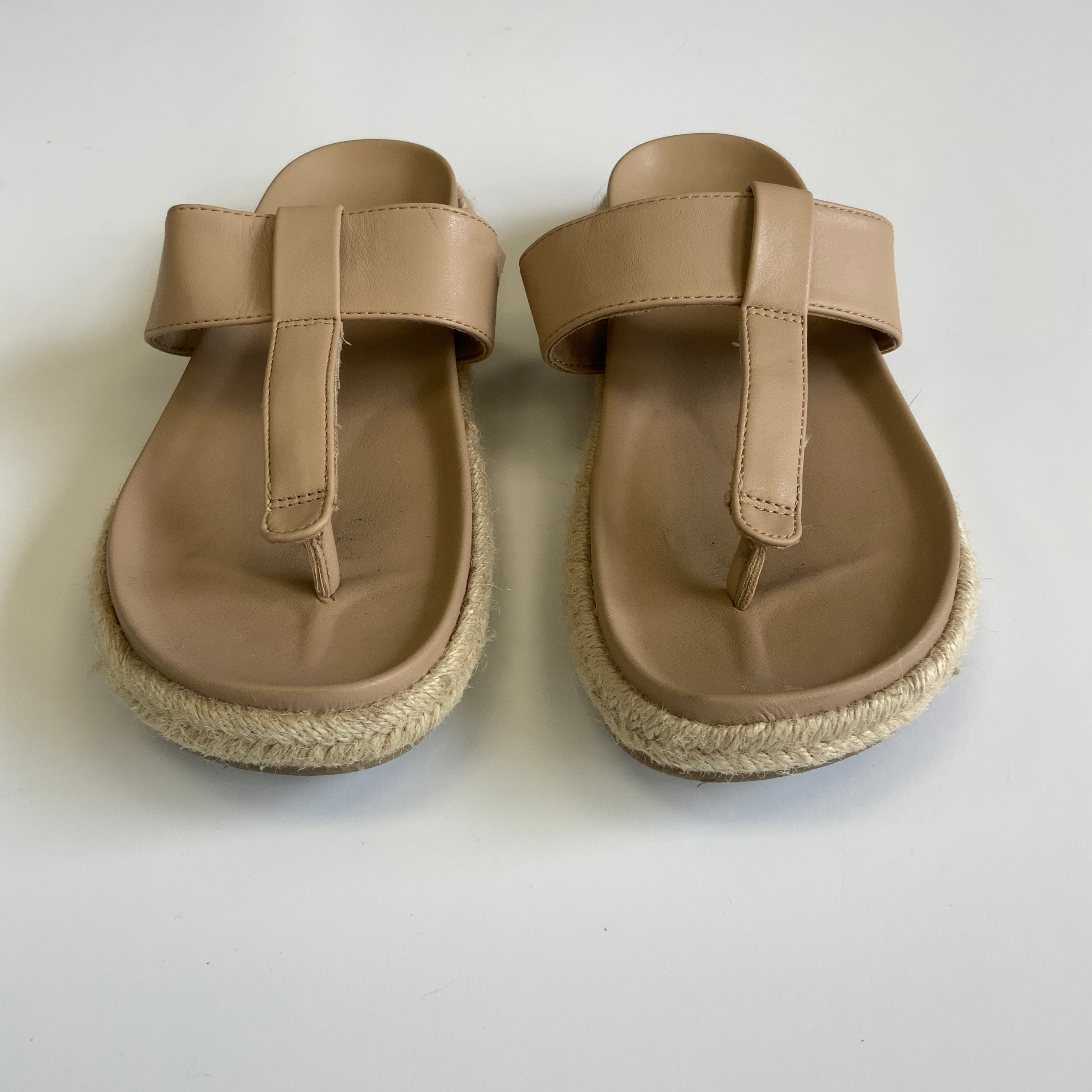 Sandals Flats on Sale: Size 8 | Clothes Mentor