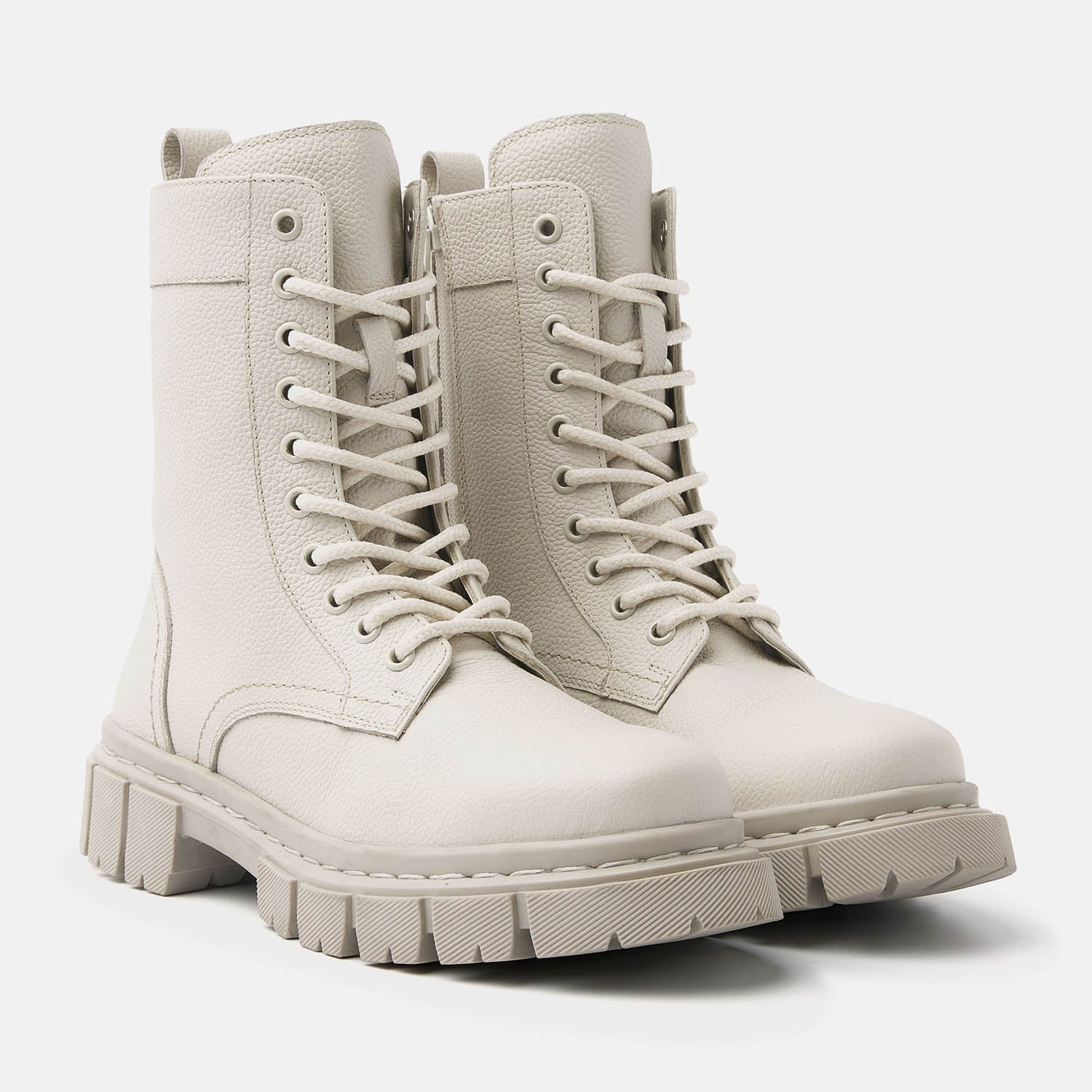 Women's Off-white Boots 53,592.